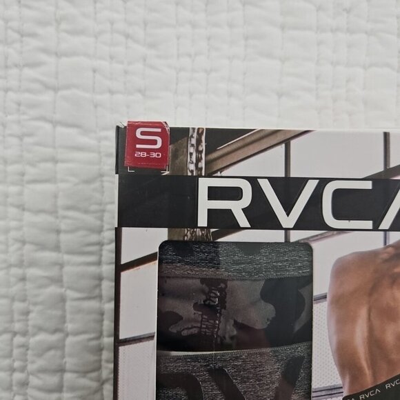 RVCA Men's Microfiber Boxer Briefs Size S (28-30) 3-Pack Stretch Flex Fit NIB - Picture 9 of 11
